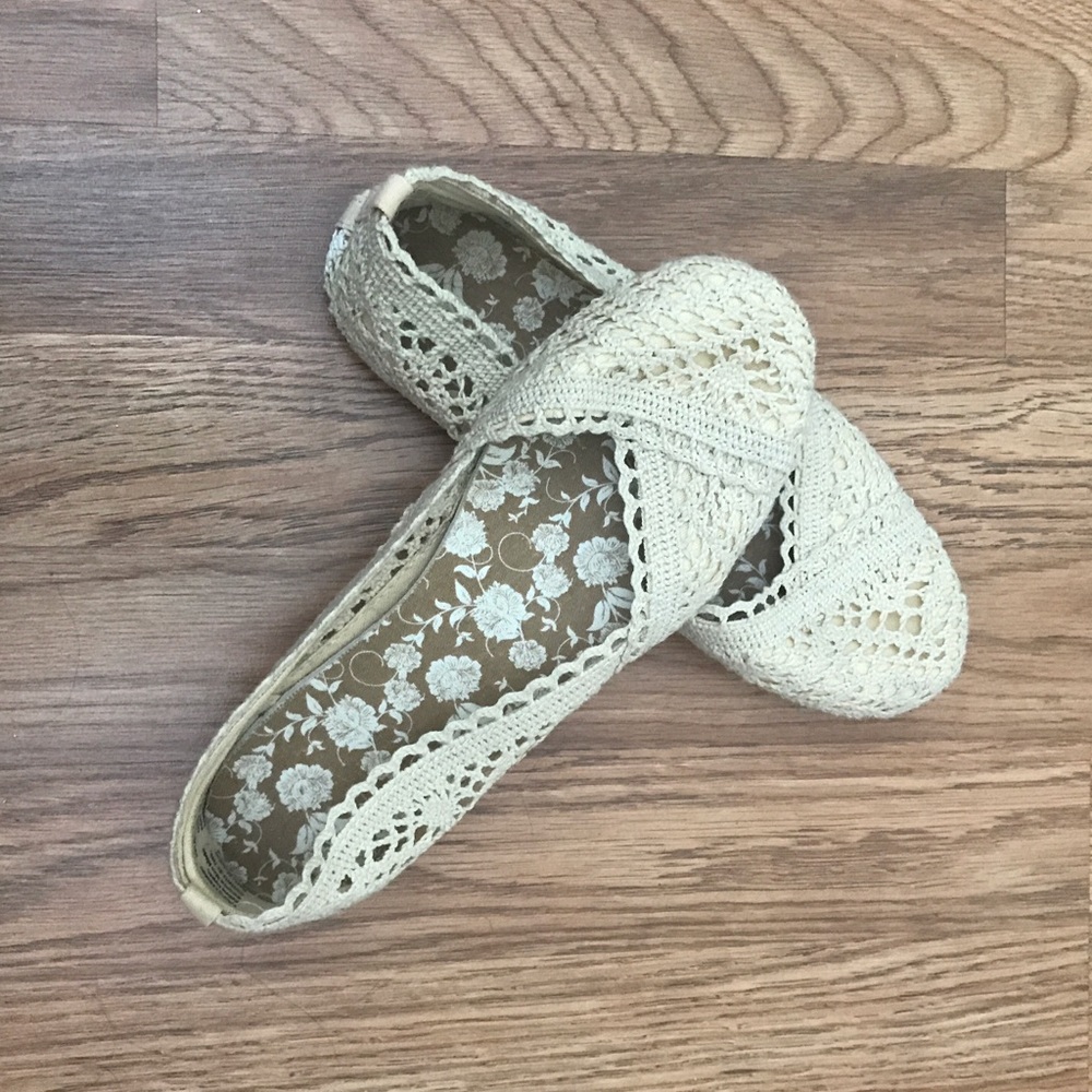 Off white flats